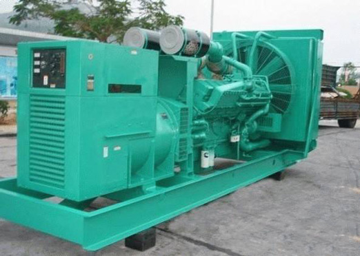 丽水75kw康明斯柴油发电车出租